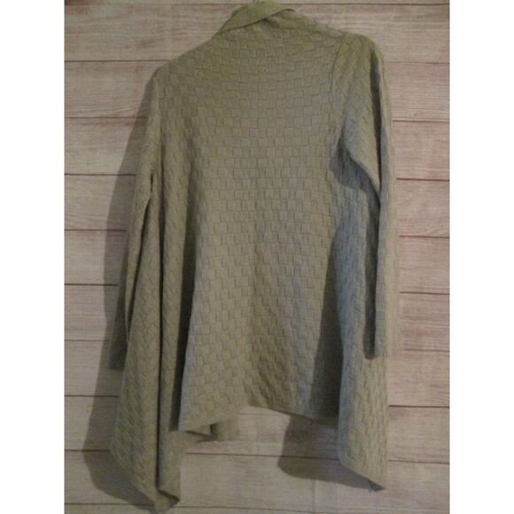 Venus Woman’s Wrap Long Sleeves Cross Over W/toggle Button Sweater Size Medium - Picture 3 of 4